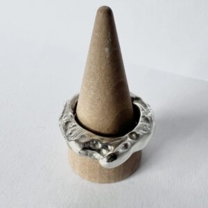 Stoere organische ring